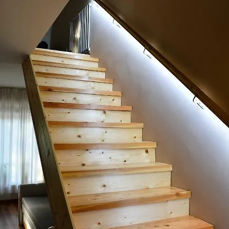 Room4u Apartment Balatonszárszó