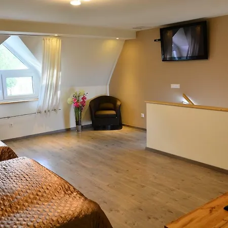 Room4u * Balatonszárszó